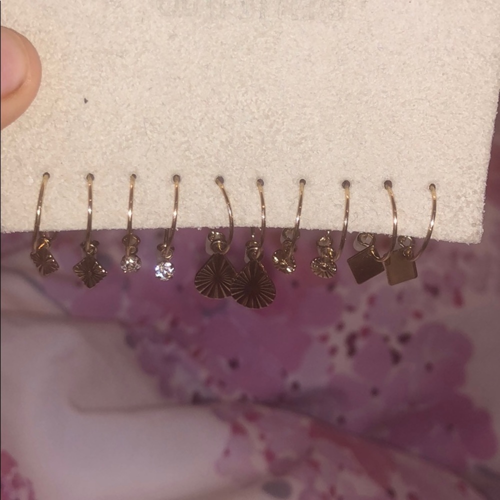NEW Urban outfitters pack of 5 earring sets
